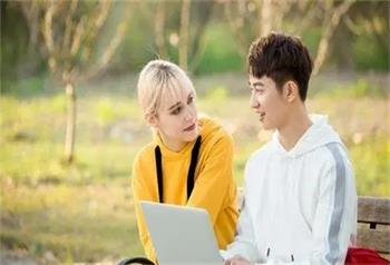 天津口語翻譯淺析同聲傳譯是什麽意思？